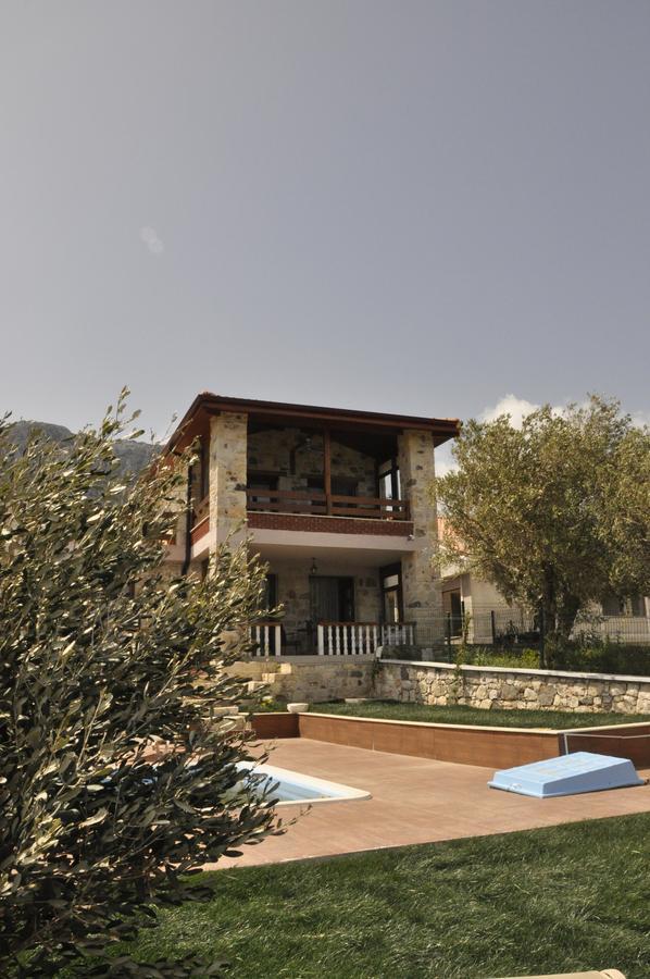 Tas Avlu Butik Otel Karaburun (Izmir) Exterior foto